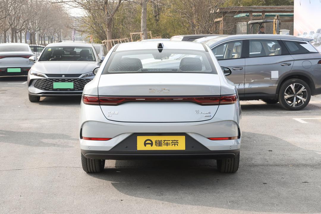 BYD Qin PLUS EV 2026, фото 6