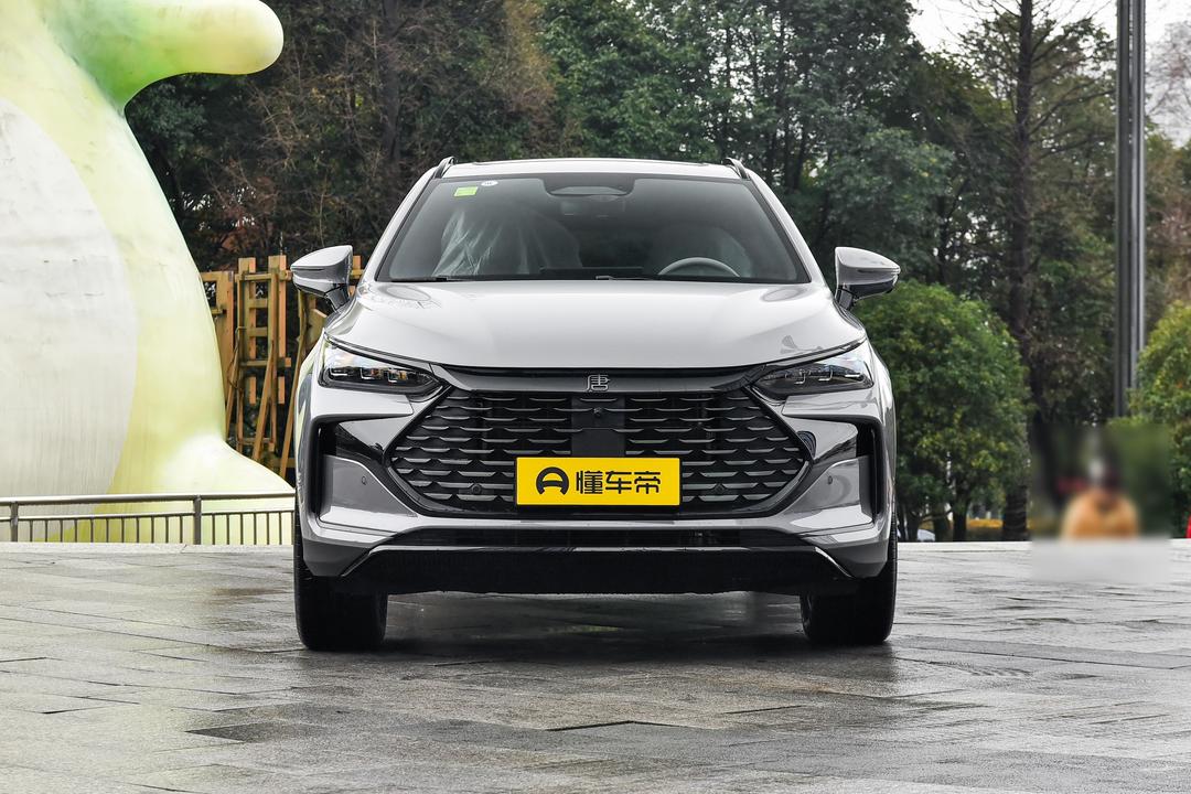 BYD Tang DM 2026, фото 2