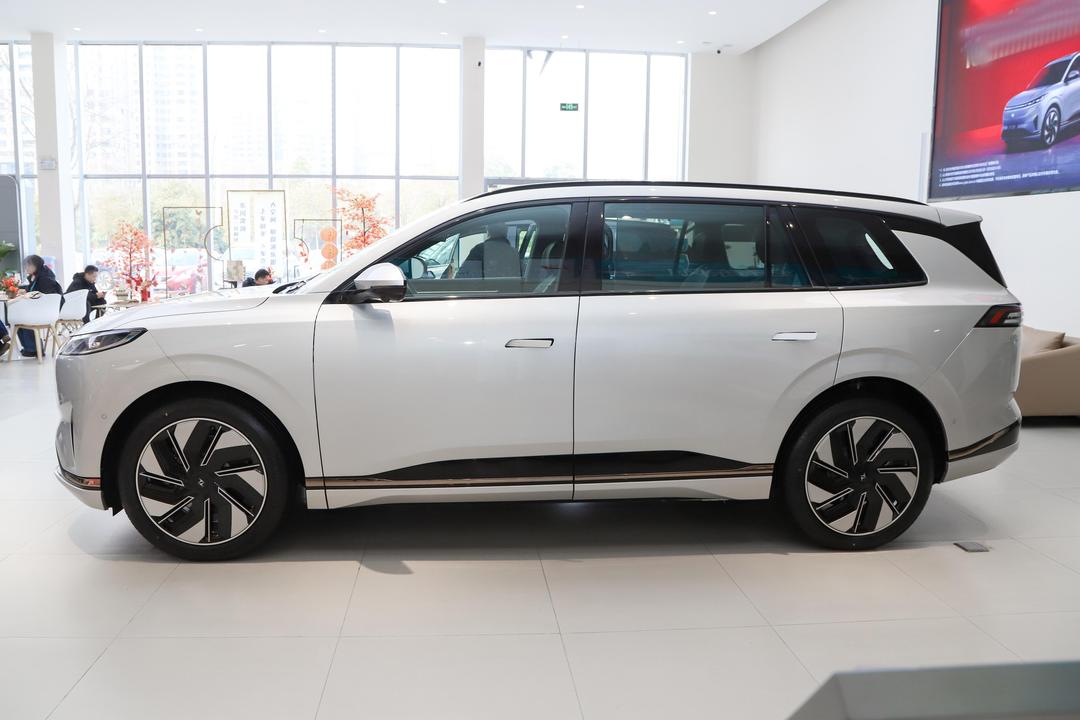 Dongfeng Yipai 008 2026, фото 4