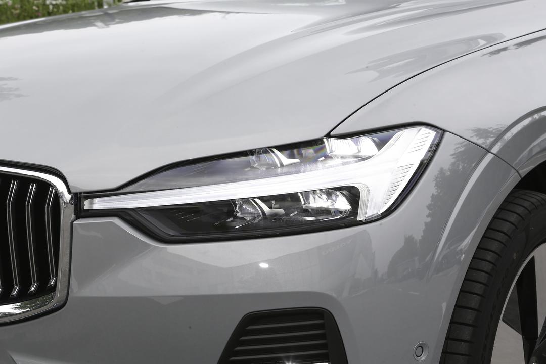 Volvo XC60 PHEV 2026, фото 14