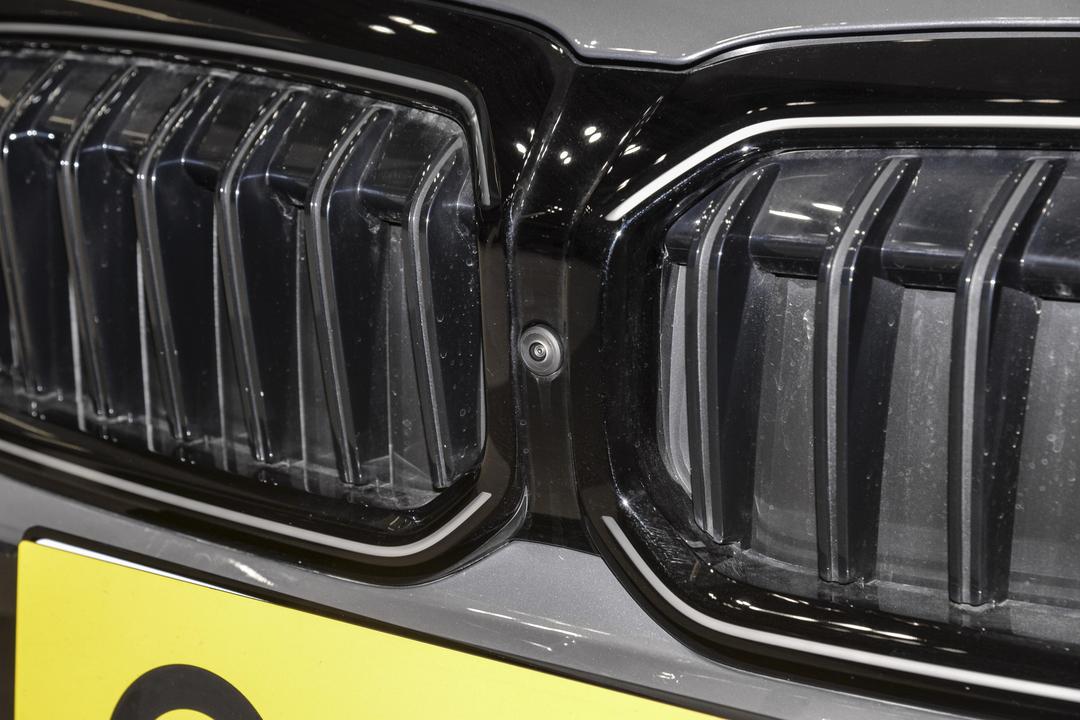 BMW 3 Series 2026, фото 15