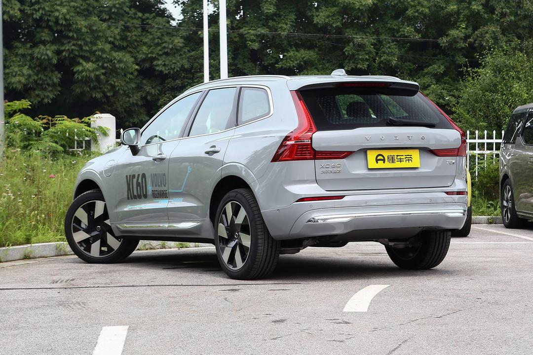 Volvo XC60 PHEV 2026, фото 5