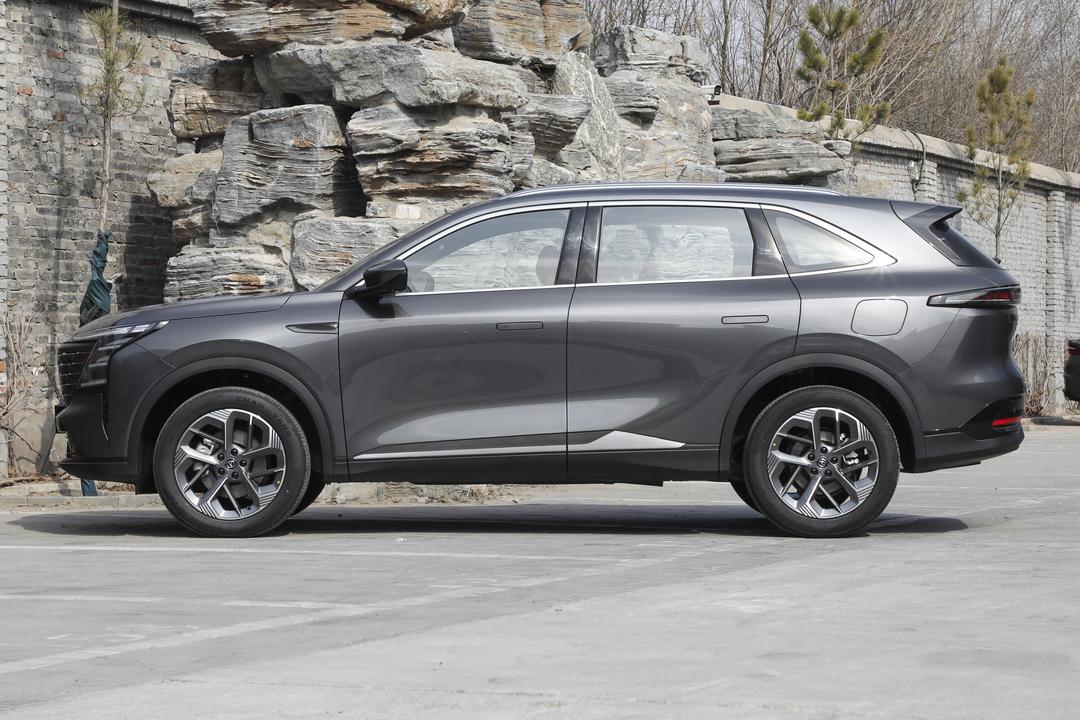 Changan CS75 PLUS 2026, фото 4
