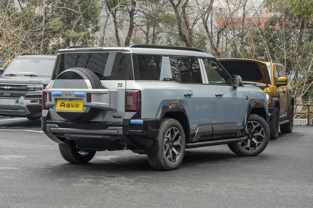 BYD Fangchengbao Leopard 8 2026, фото 7