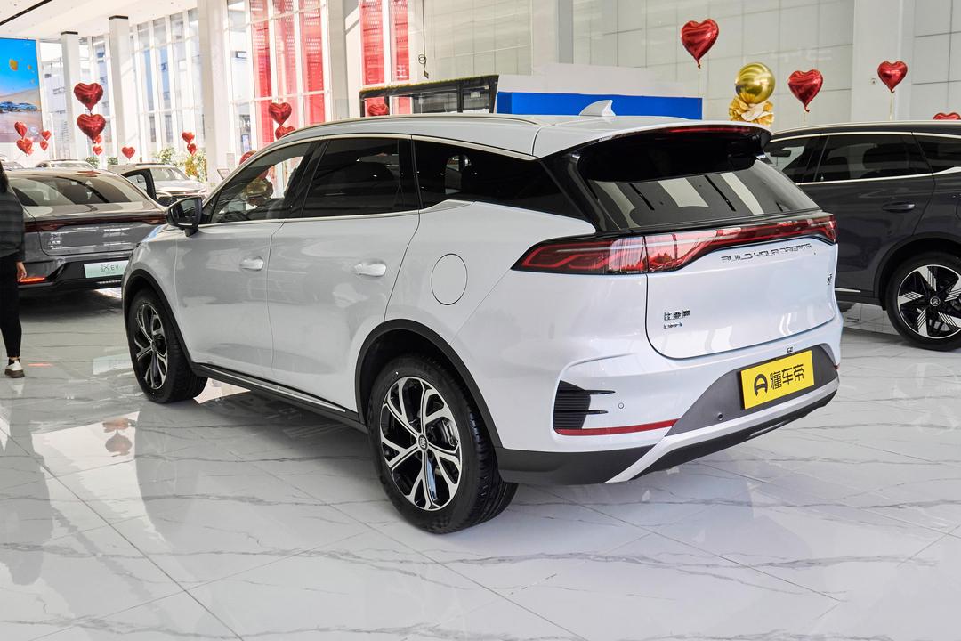 BYD Tang DM 2026, фото 4