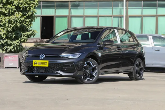 Volkswagen Golf 2026 — купить из Китая под заказ