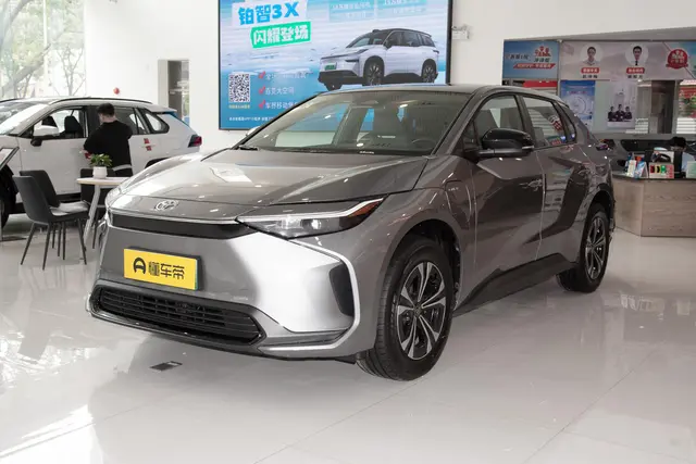 Toyota bZ4X 2026 — купить из Китая под заказ