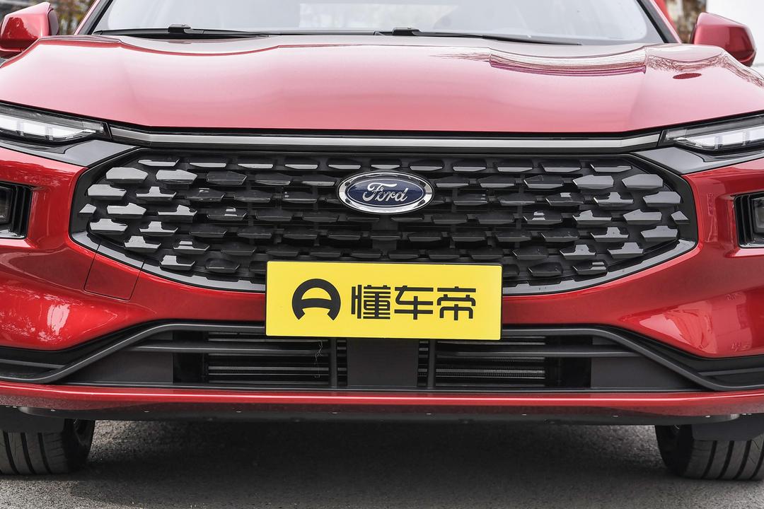 Ford Mondeo 2026, фото 10