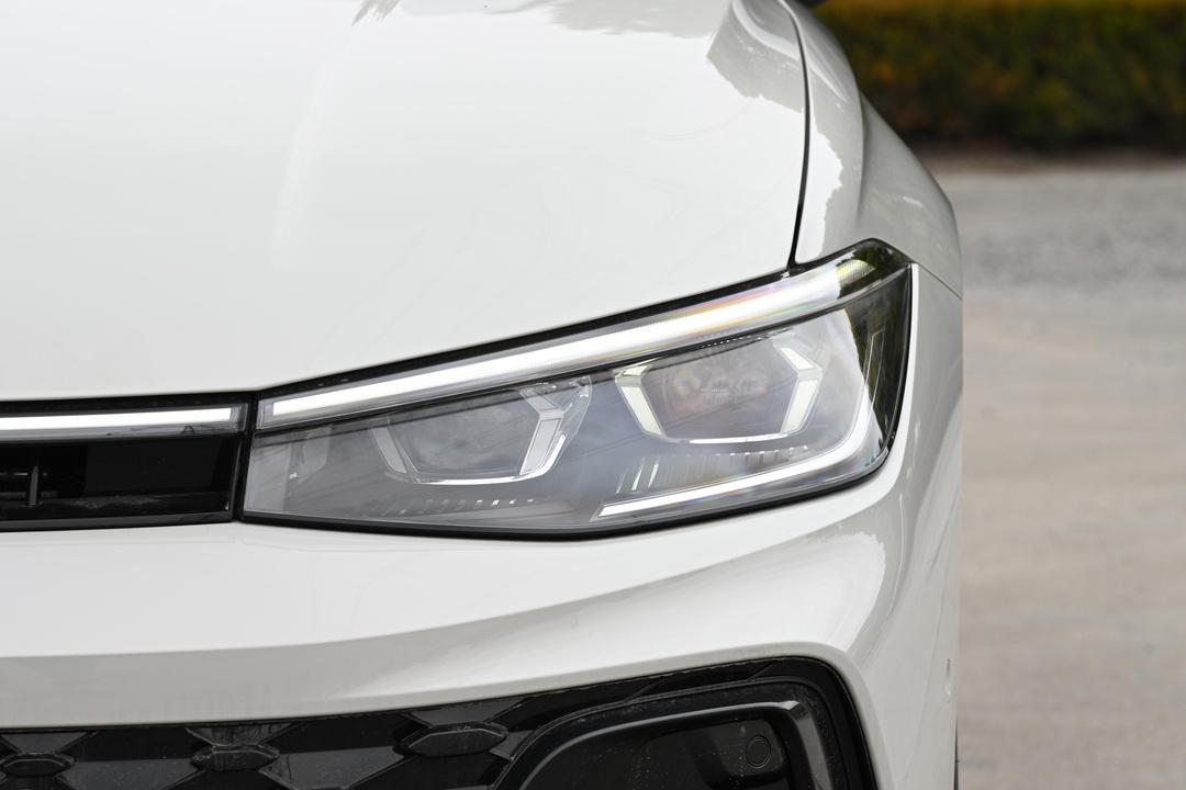 Volkswagen Passat 2026, фото 12