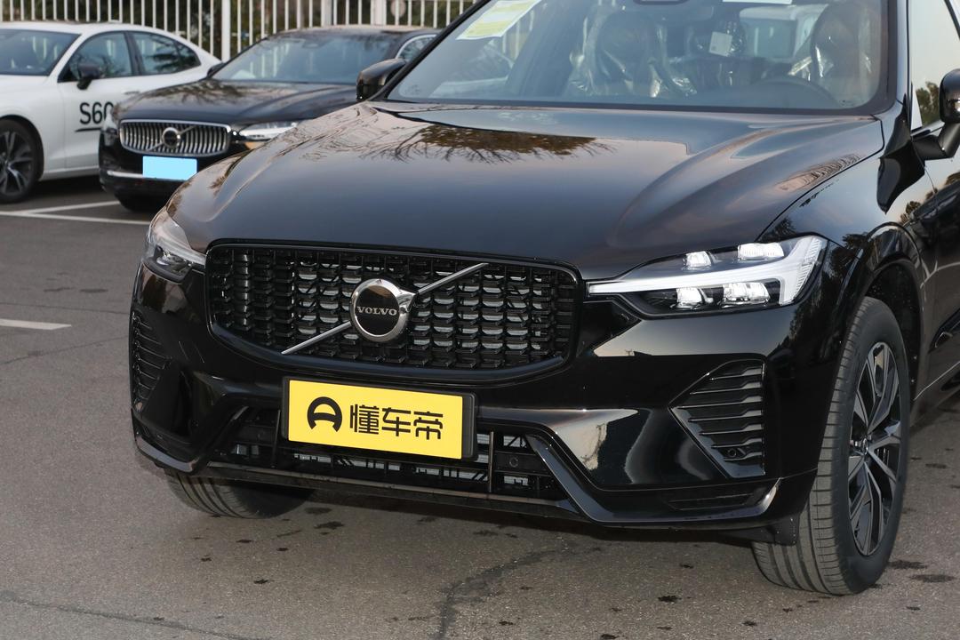 Volvo XC60 2026, фото 9