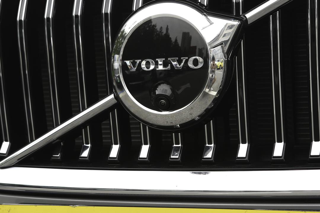 Volvo XC60 PHEV 2026, фото 15