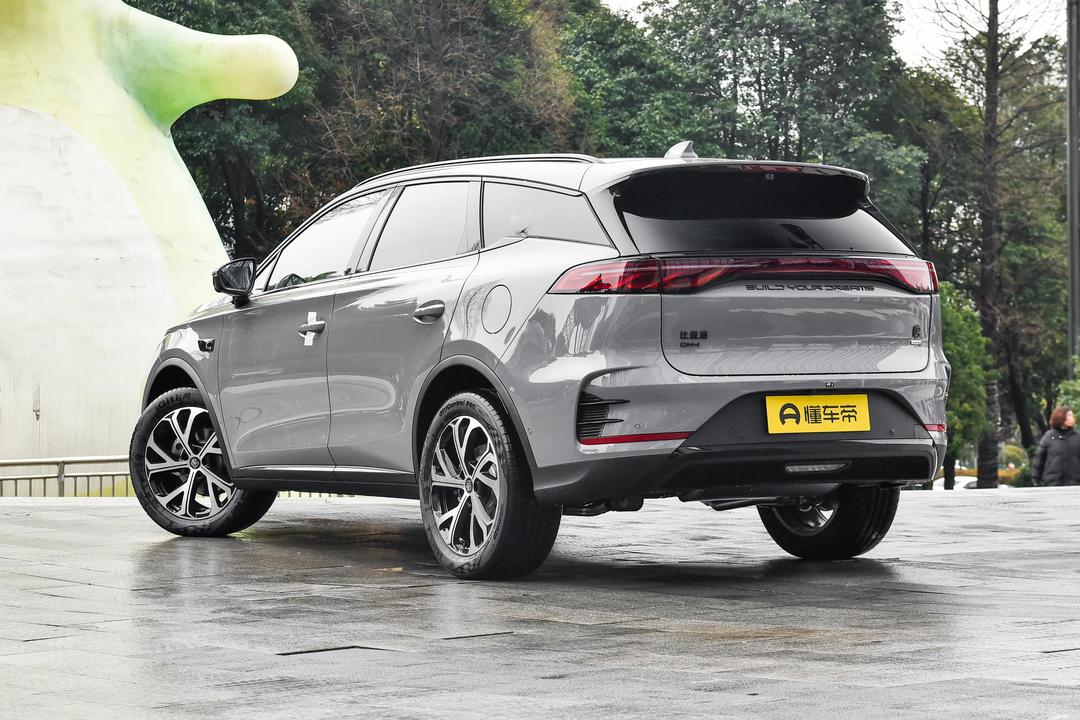BYD Tang DM 2026, фото 5