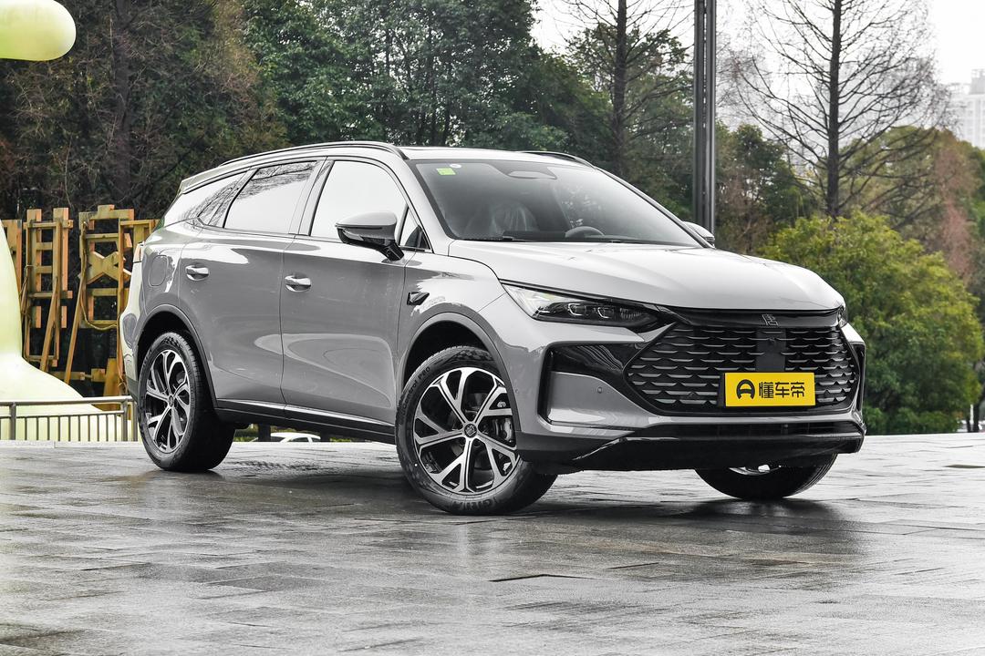 BYD Tang DM 2026, фото 3