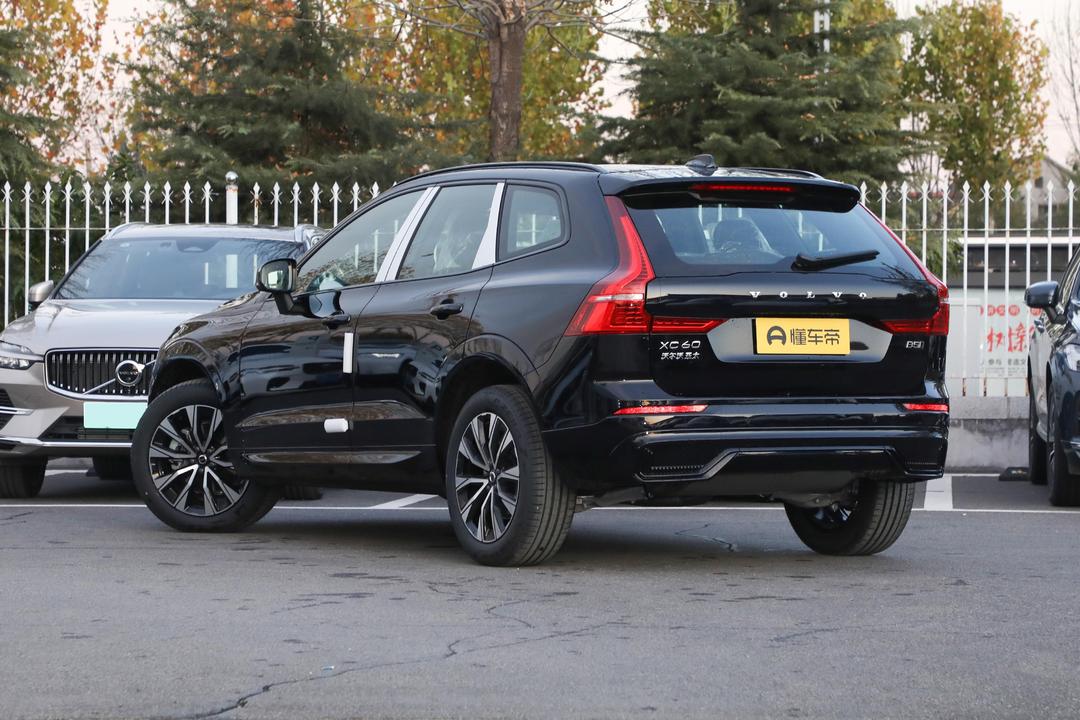 Volvo XC60 2026, фото 5