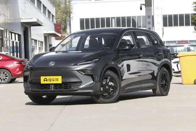 MG MG ES5 2026 — купить из Китая под заказ