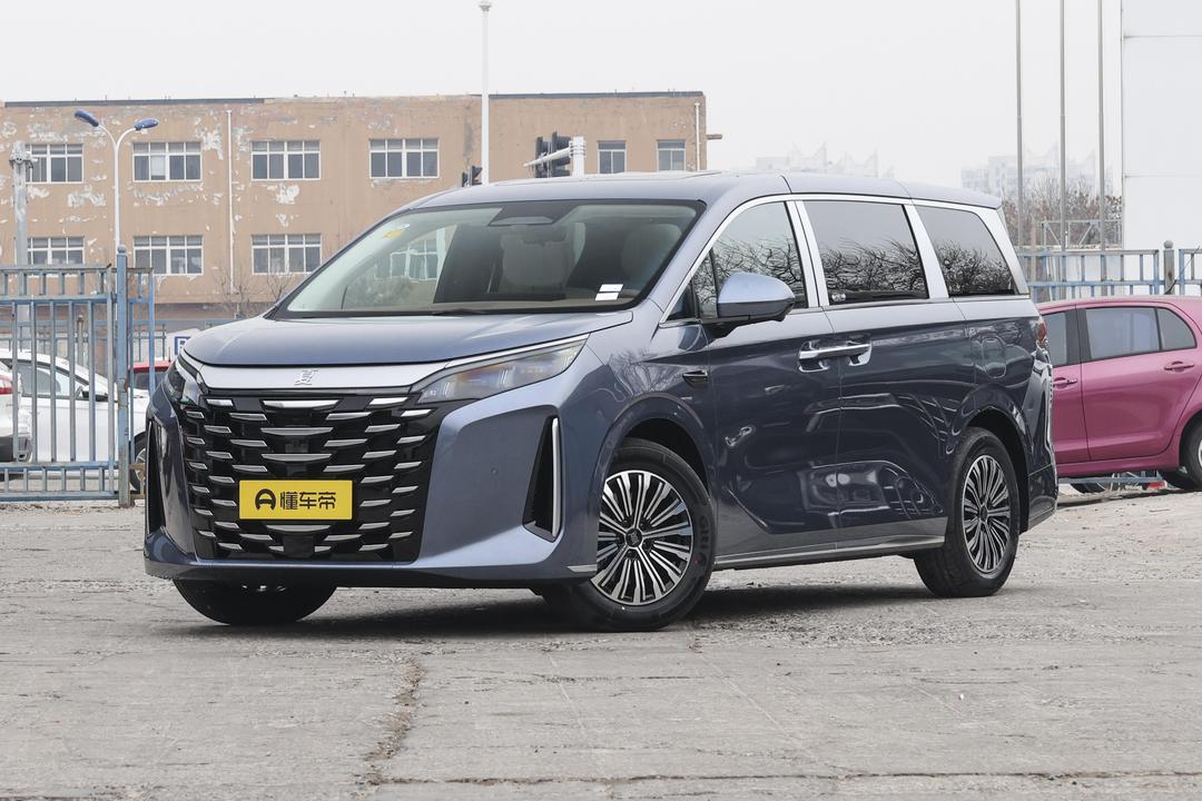 BYD Xia 2026, фото 1