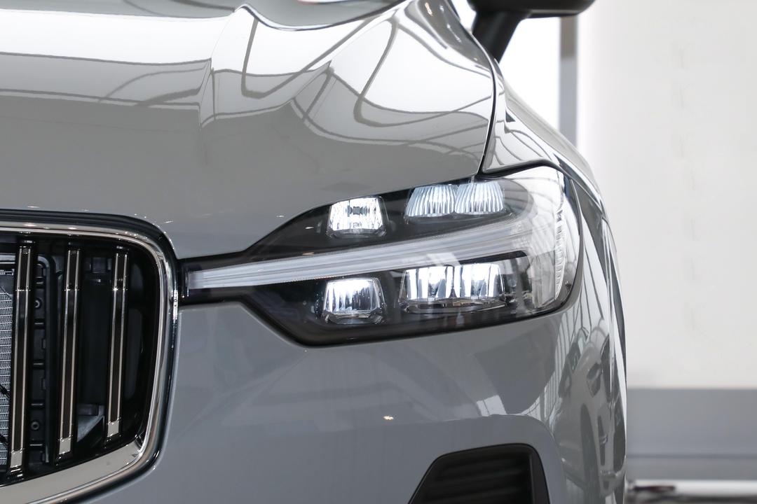 Volvo XC60 2026, фото 9