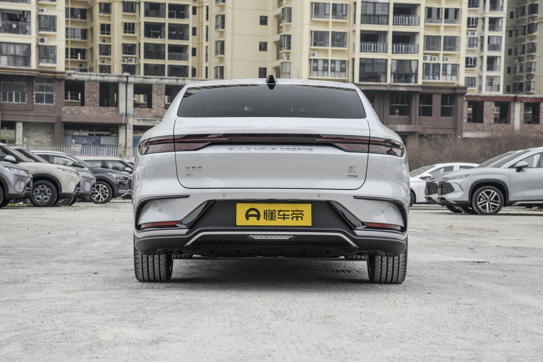 BYD Han EV 2026, фото 6