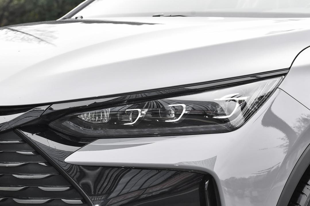 BYD Tang DM 2026, фото 13