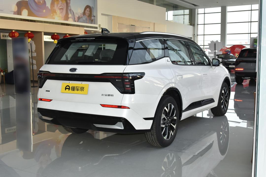 Ford Edge 2026, фото 7