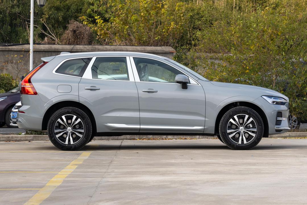 Volvo XC60 2026, фото 8