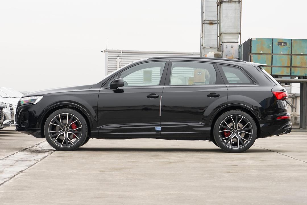 Audi Q7 2026, фото 4