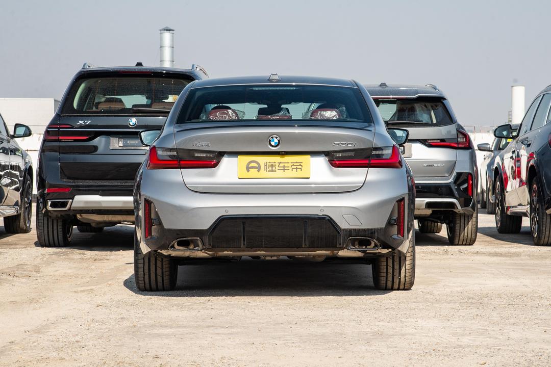 BMW 3 Series 2026, фото 6