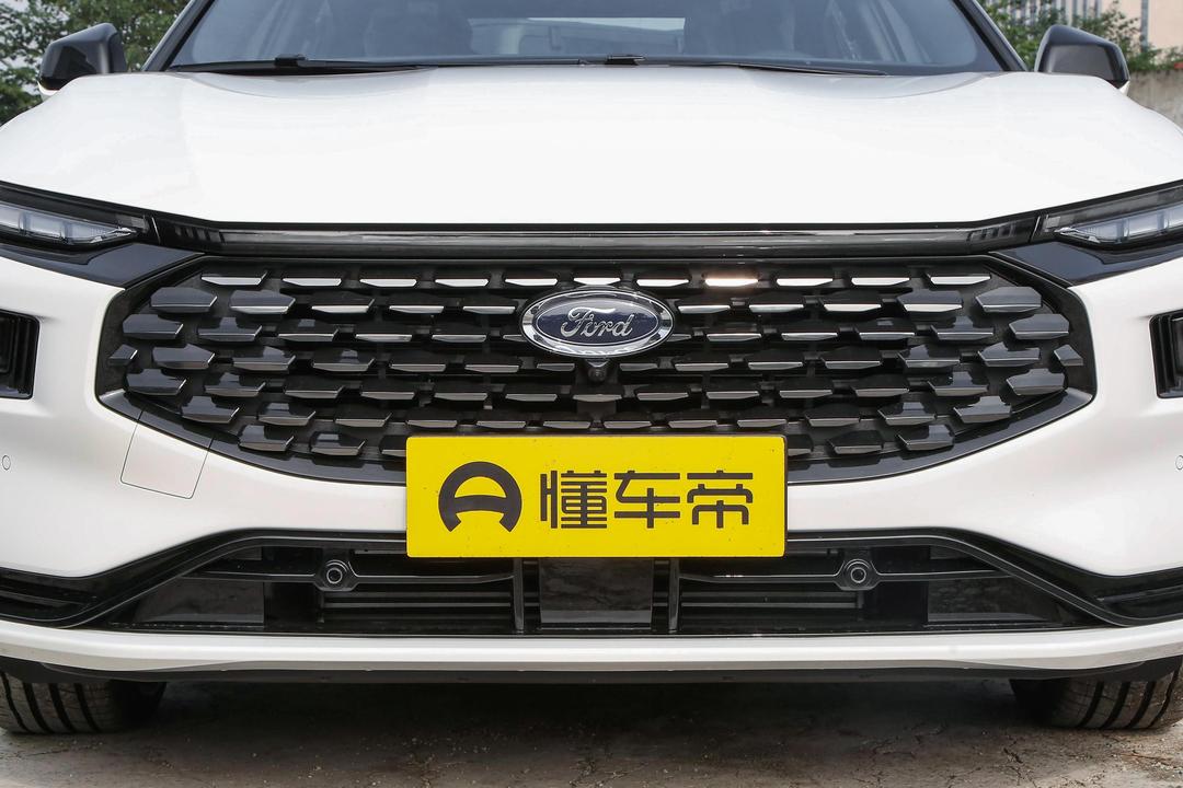 Ford Mondeo 2026, фото 10