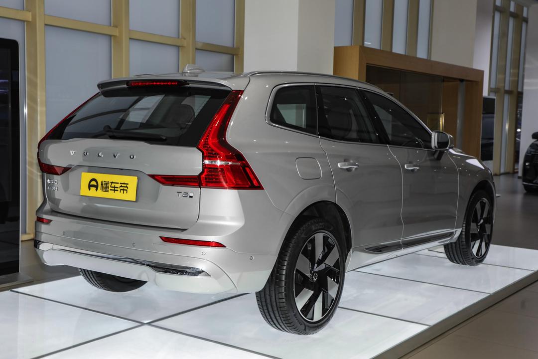 Volvo XC60 PHEV 2026, фото 7