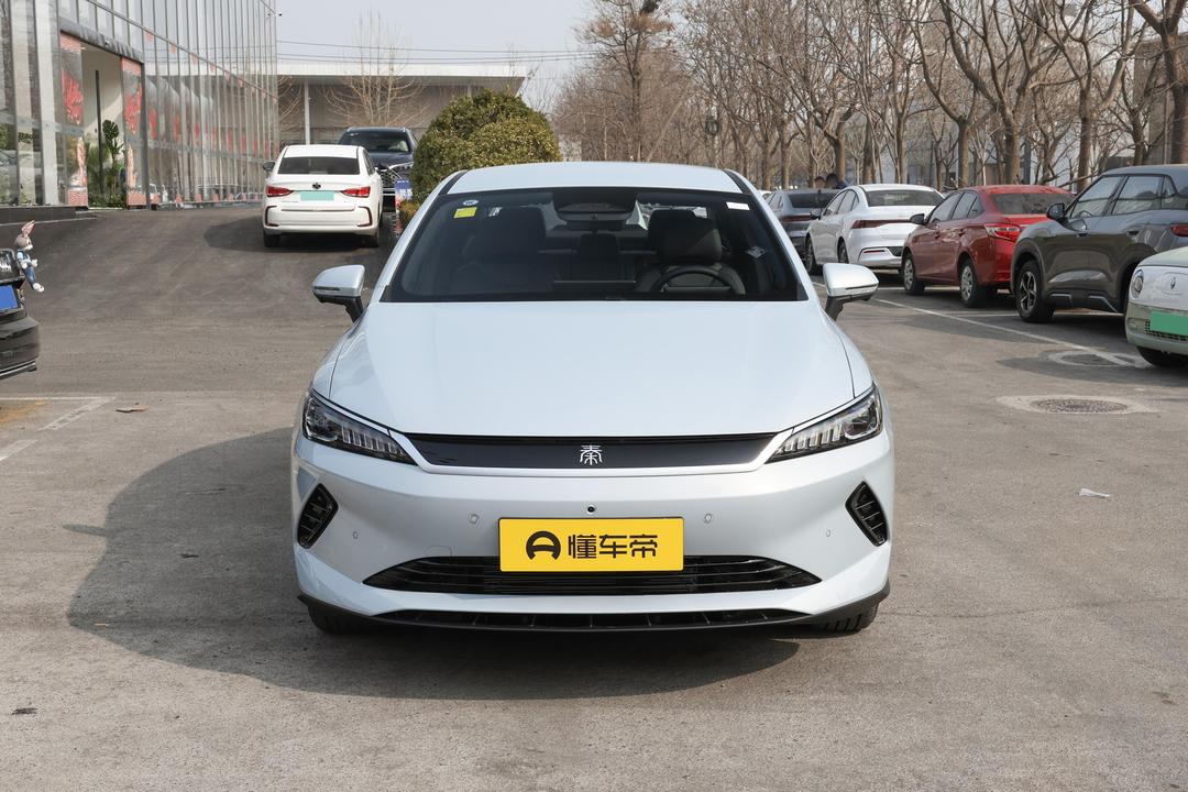 BYD Qin PLUS EV 2026, фото 2