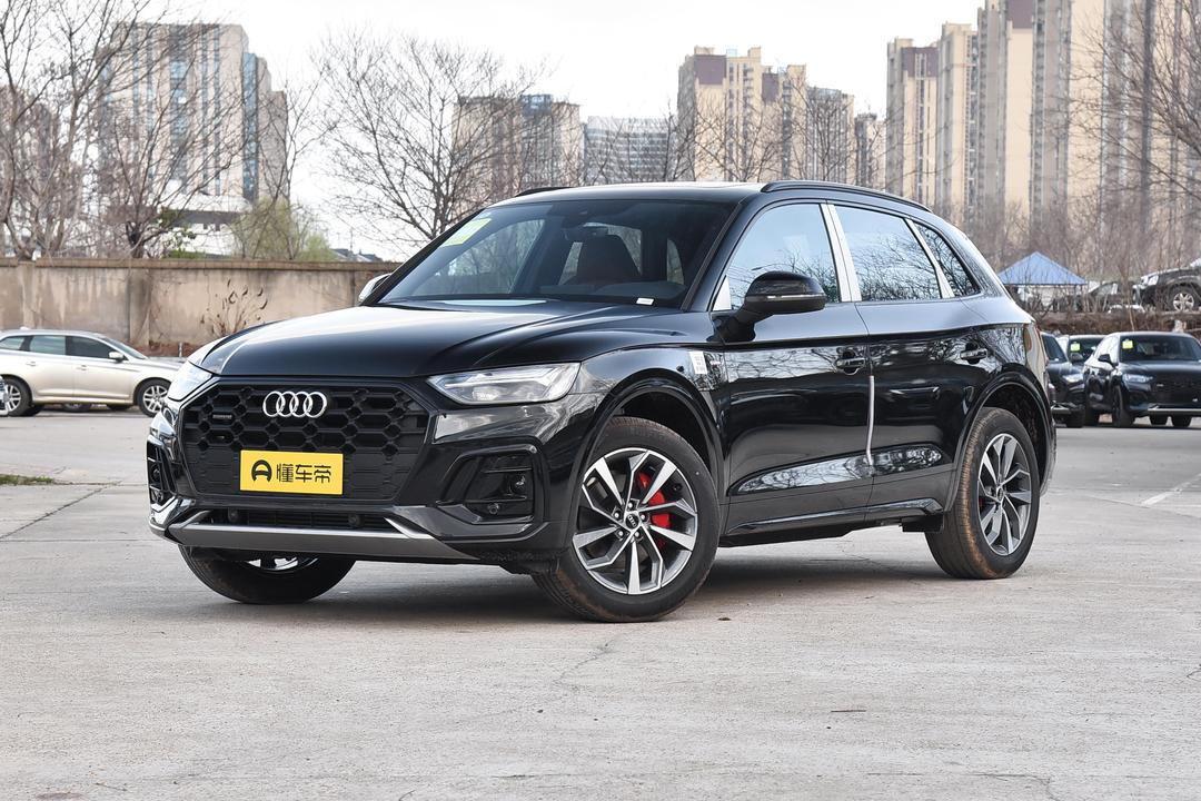 Audi Q5L 2026, фото 1
