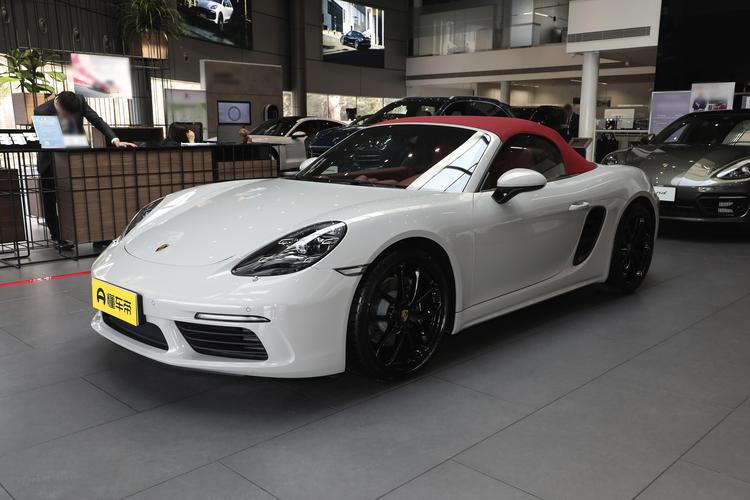 2023 Boxster 2.0T