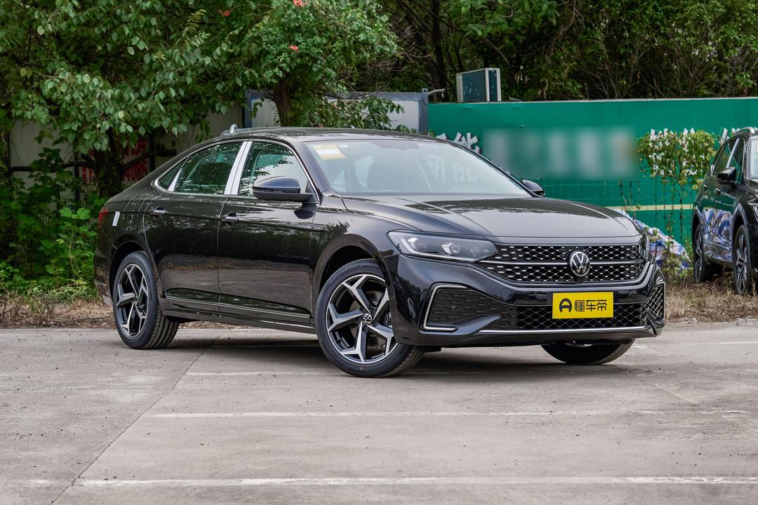 Volkswagen Passat 2026, фото 3