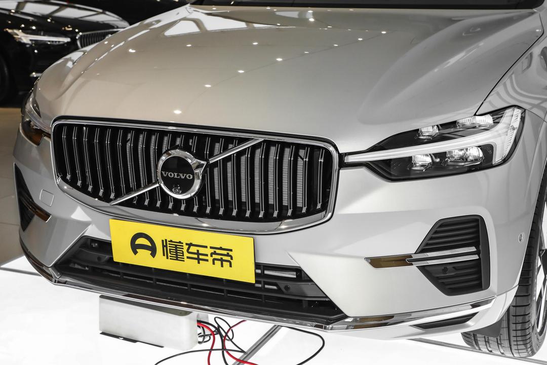 Volvo XC60 PHEV 2026, фото 9
