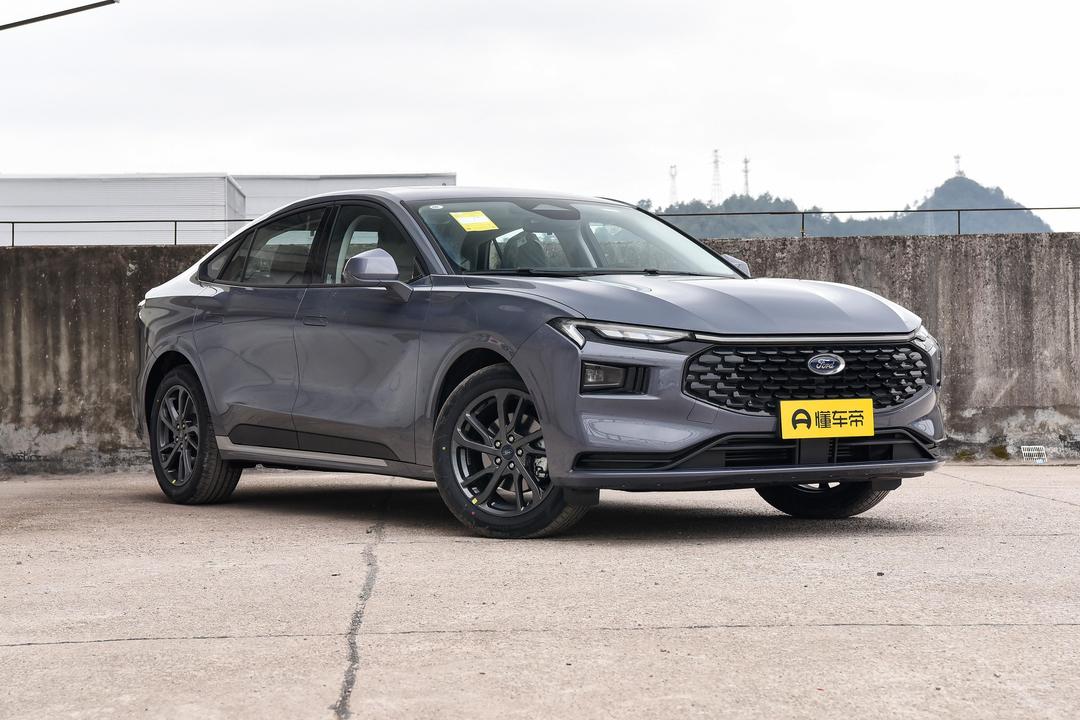 Ford Mondeo 2026, фото 3