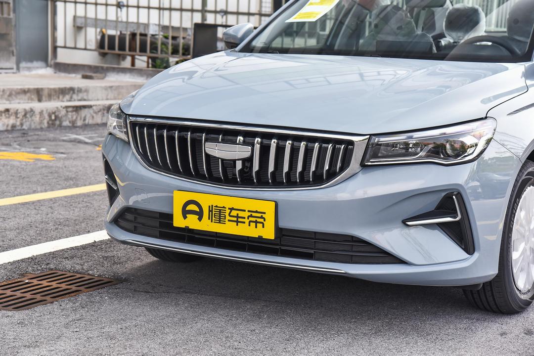 Geely Emgrand 2026, фото 9