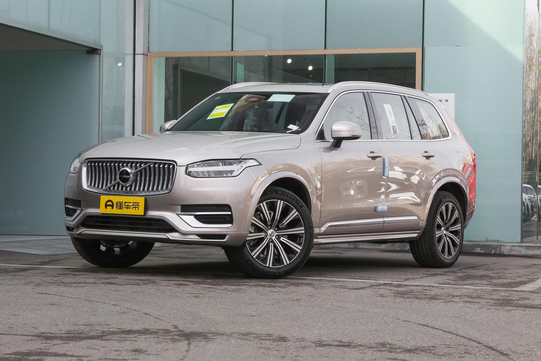 Volvo XC90 2026, фото 1