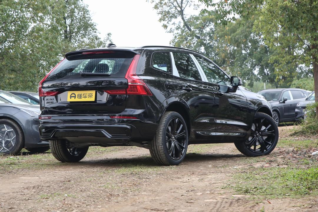 Volvo XC60 2026, фото 7