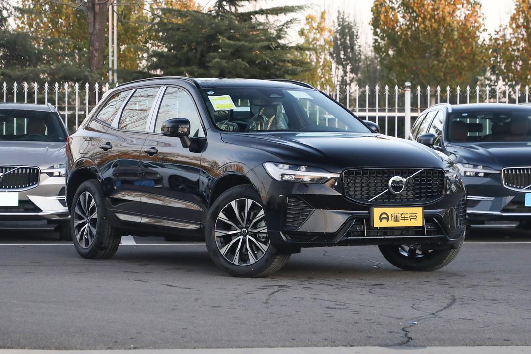 Volvo XC60 2026, фото 3