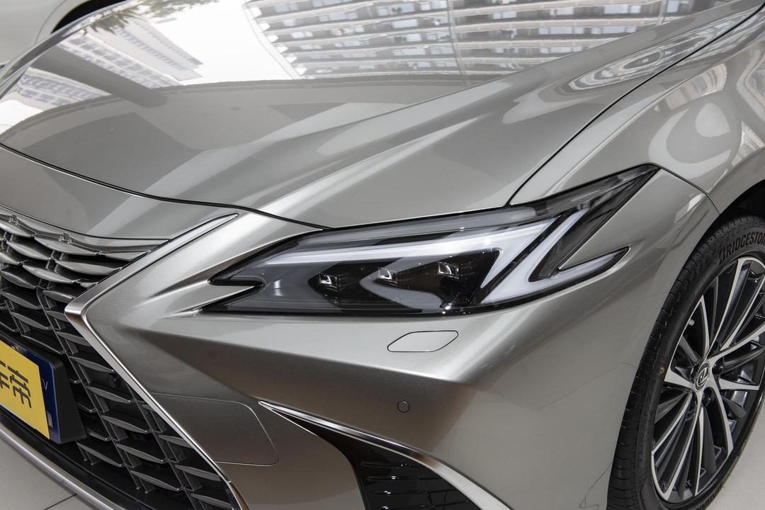 Lexus ES 2026, фото 13