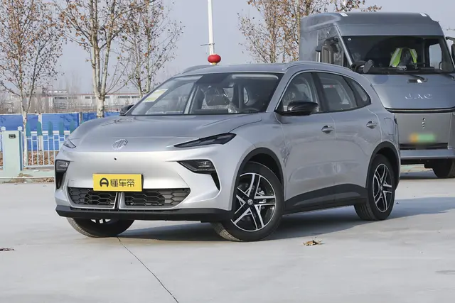 MG MG ES5 2026 — купить из Китая под заказ