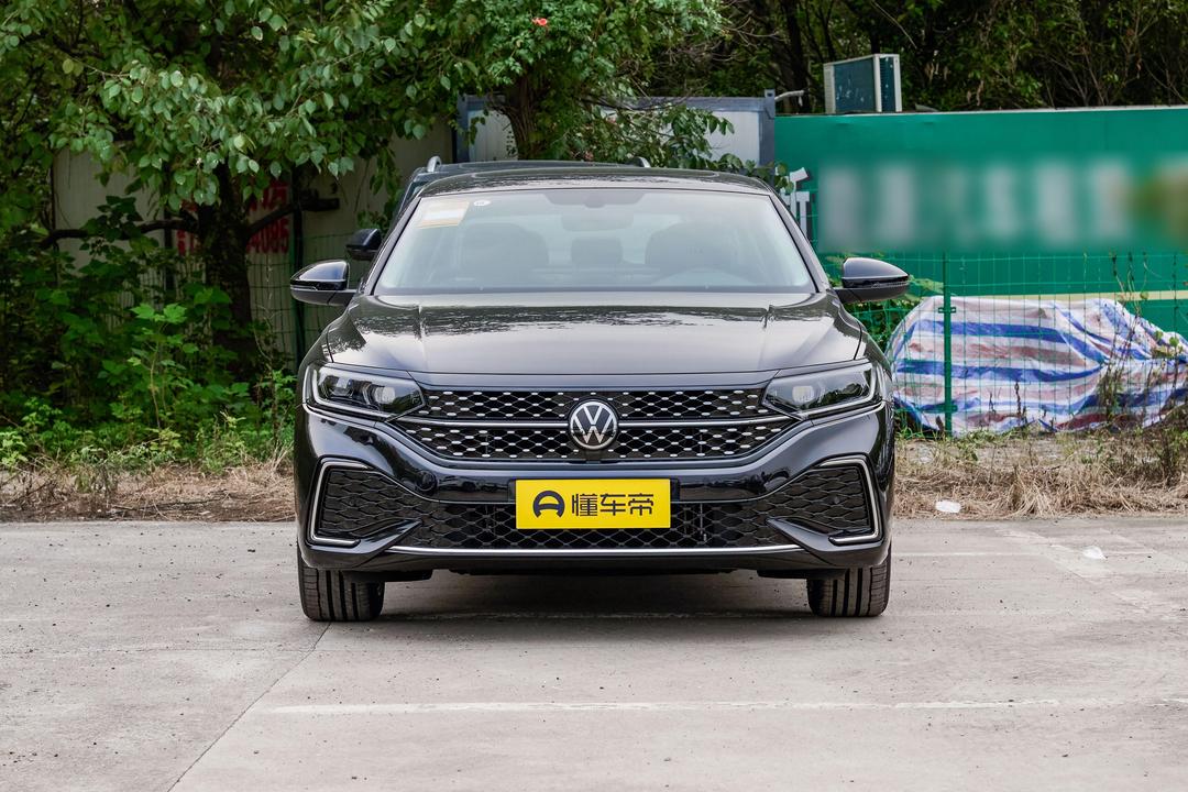 Volkswagen Passat 2026, фото 2