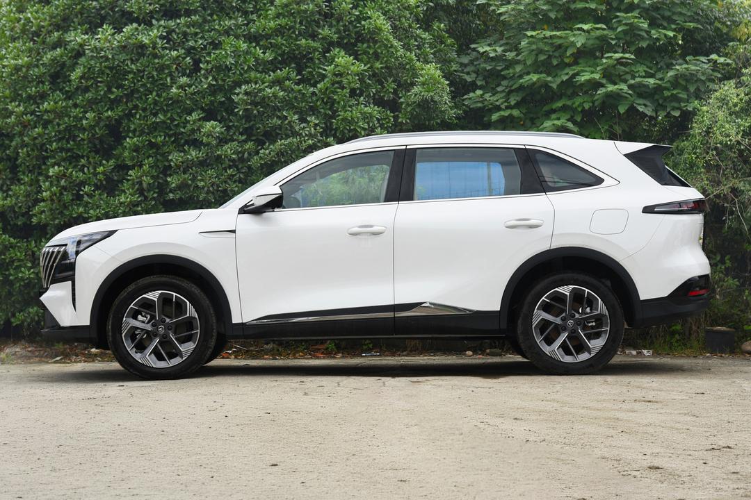 Changan CS75 PLUS 2026, фото 4