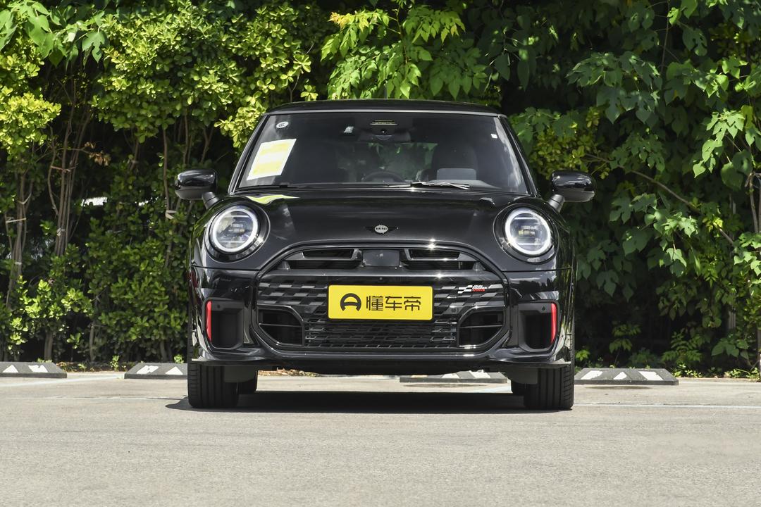 MINI JCW 2026, фото 2