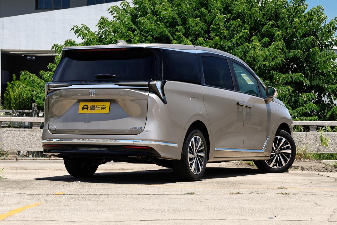 Buick GL8 PHEV 2026, фото 7