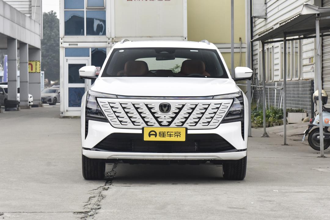 Changan CS75 PLUS 2026, фото 2