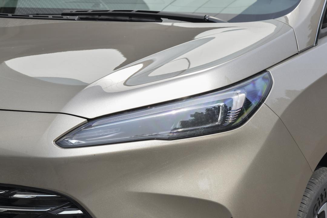 Buick GL8 PHEV 2026, фото 13