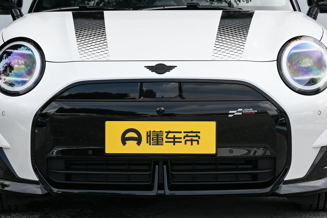 MINI Cooper Electric 2026, фото 10
