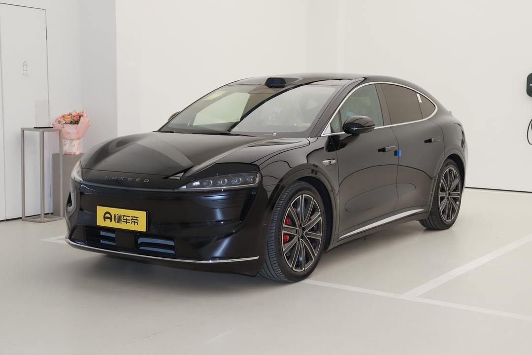 Luxeed R7