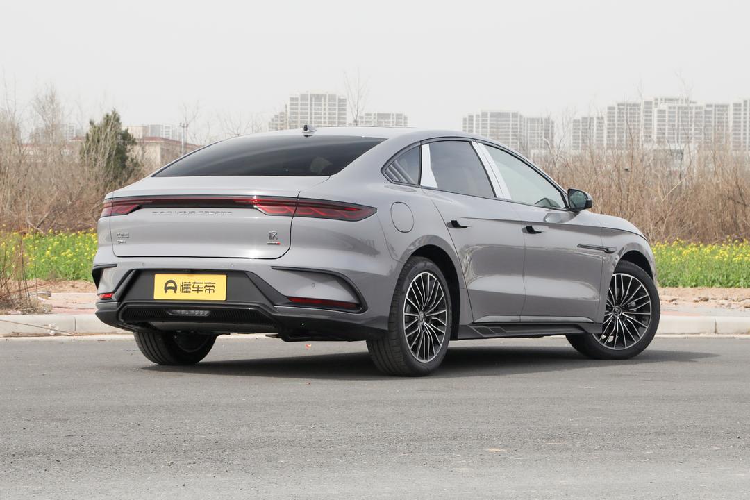 BYD Han DM 2026, фото 7